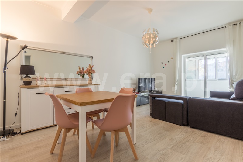 Apartamento T2 / Moita, Vale da Amoreira