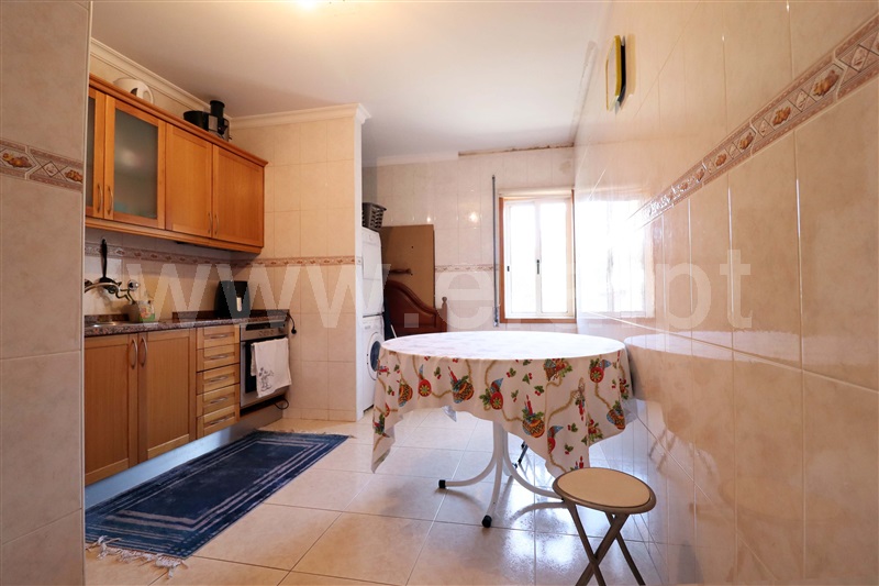 Apartamento T2 / Santa Maria da Feira, Fiães