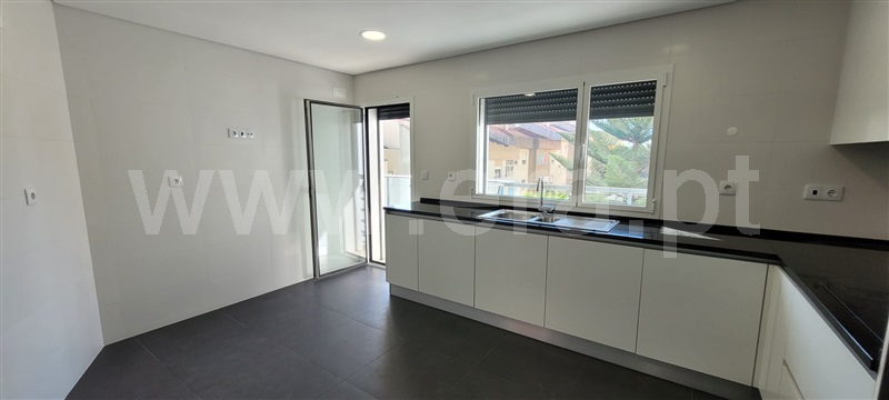 Apartamento T3 Amadora, Brandoa - 1407095 - 23