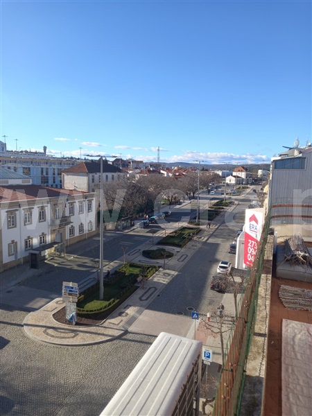 Apartamento T3 / Bragança, João da Cruz