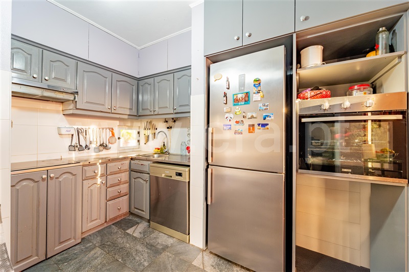 Apartamento https://mediaredir.era.pt/ImageResizeHandler.ashx?tipo=1&checkMax=1&imovel=1440016&foto=17663454&m=2T3 Câmara de Lobos - 1440016 - 14