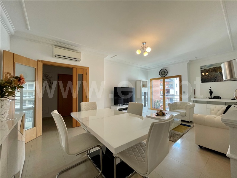 Apartamento T3 / Odivelas, Urb. Colinas do Cruzeiro