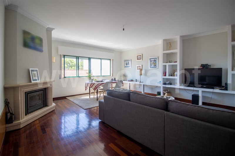 Apartamento T3 / Oeiras, Algés, Linda-a-Velha e Cruz Quebrada-Dafundo