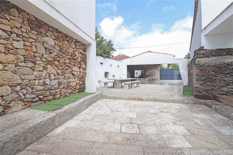 Moradia em Banda T3 Sátão, Mioma - 1418168 - 2