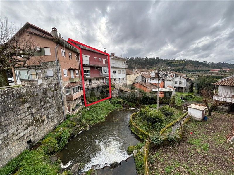 Moradia em Banda T7 / Carregal do Sal, Beijós