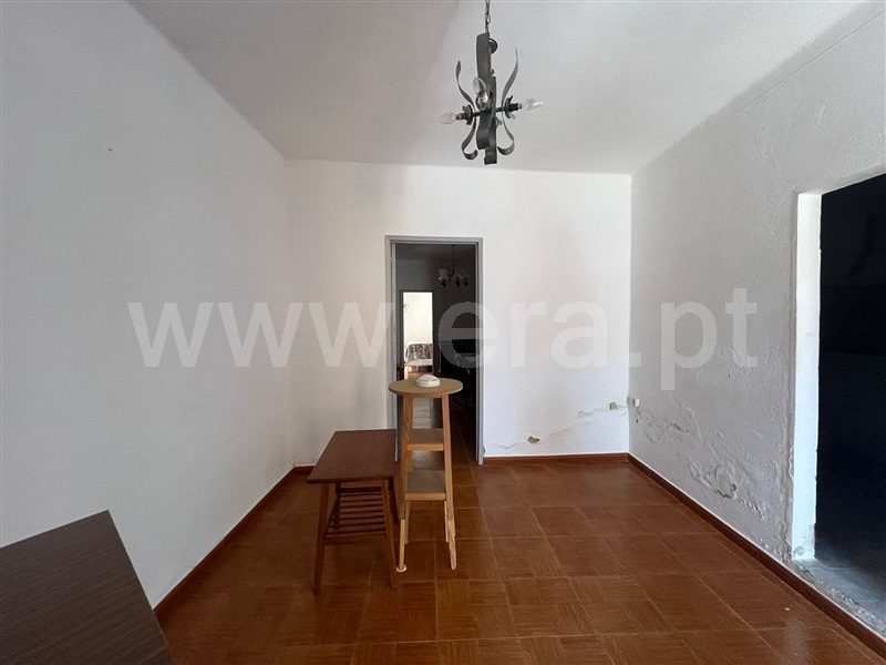 Moradia Geminada T2 / Torres Vedras, Carvoeira e Carmões