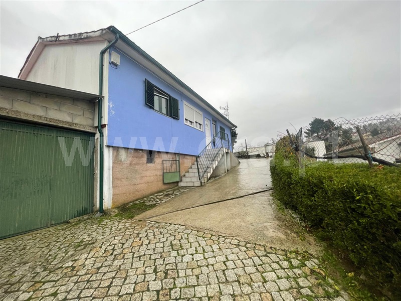 Moradia Isolada T3 / Chaves, Vilarinho das Paranheiras