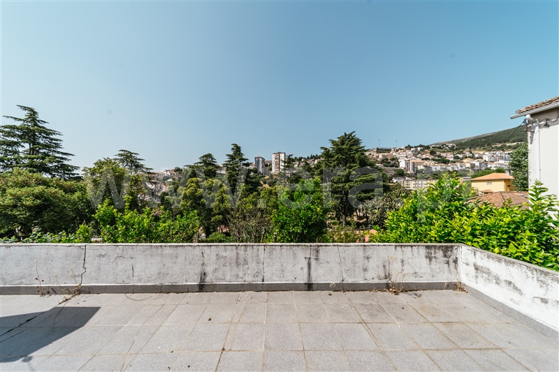 Moradia Isolada T4 com Quintal Covilhã, Covilhã - 1472276 - 17