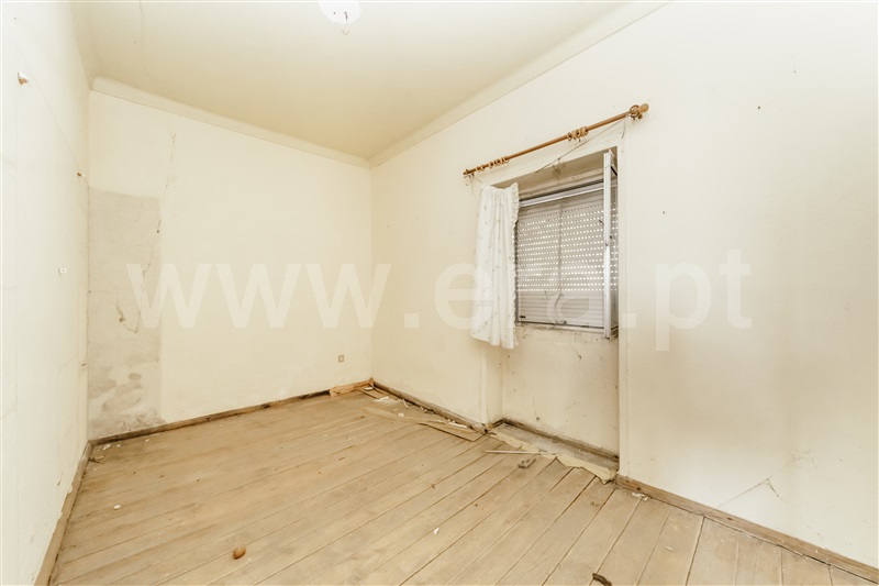 Moradia Isolada T4 com Quintal Covilhã, Covilhã - 1472276 - 31