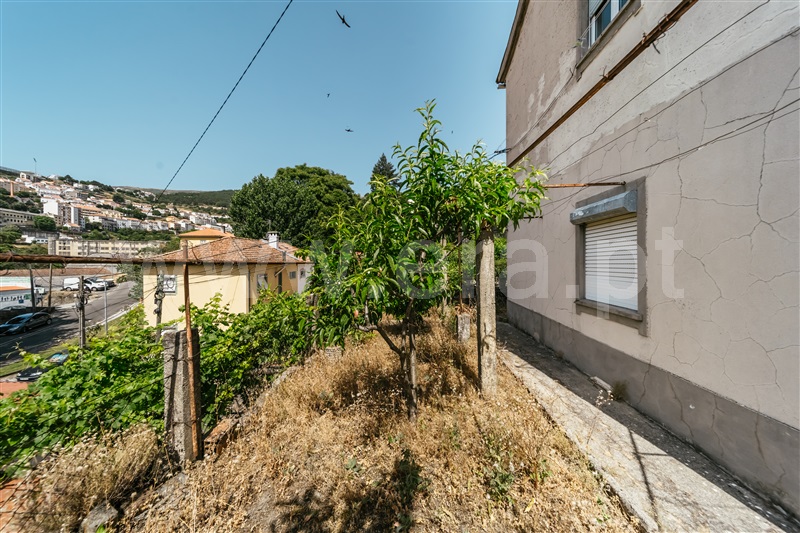 Moradia Isolada T4 com Quintal Covilhã, Covilhã - 1472276 - 46