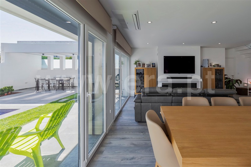 Moradia T4 à venda em Quinta de Valadares, Seixal — foto 16