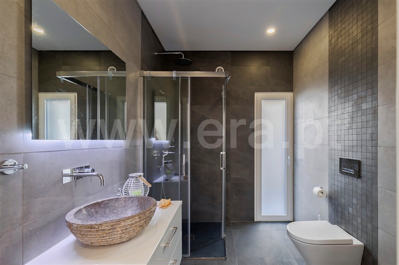 Moradia T4 à venda em Quinta de Valadares, Seixal — foto 17