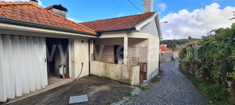 Moradia T2 / Baião, Viariz