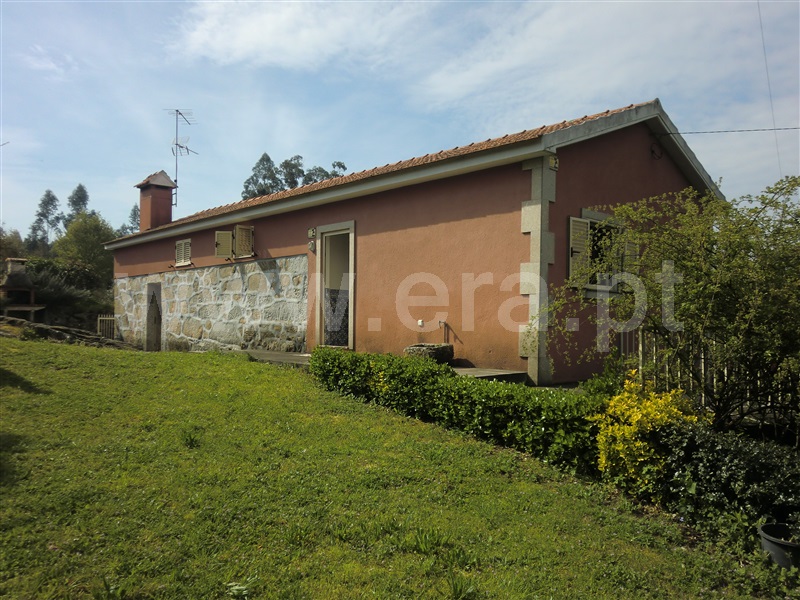 Moradia T2 / Marco de Canaveses, Vila Boa do Bispo