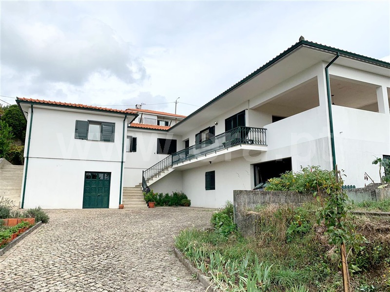 Moradia T3 / Amarante, Amarante (São Gonçalo), Madalena, Cepelos e Gatão