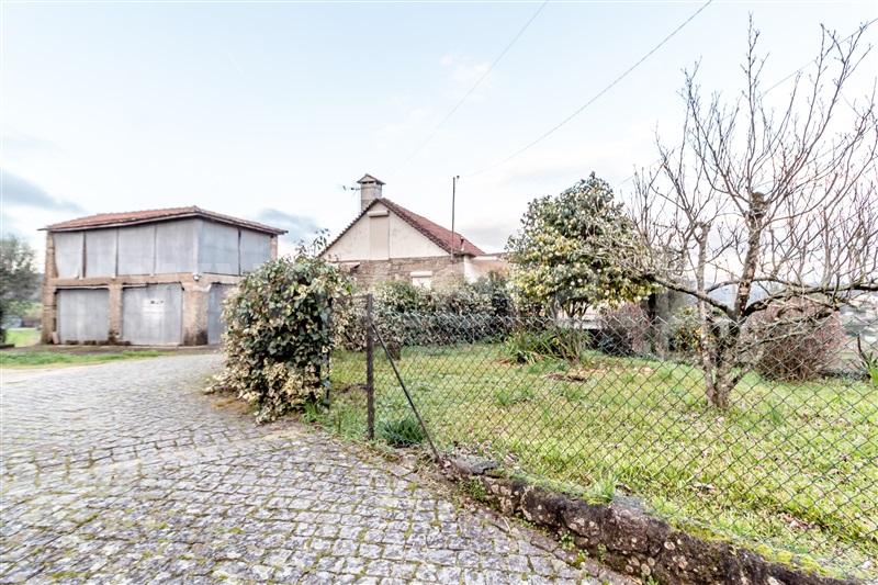Moradia T3 Barcelos, Cossourado - 1386120 - 2