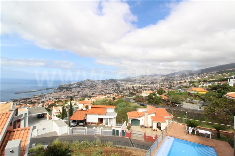 Moradia T3 / Funchal, Funchal (Santa Maria Maior)