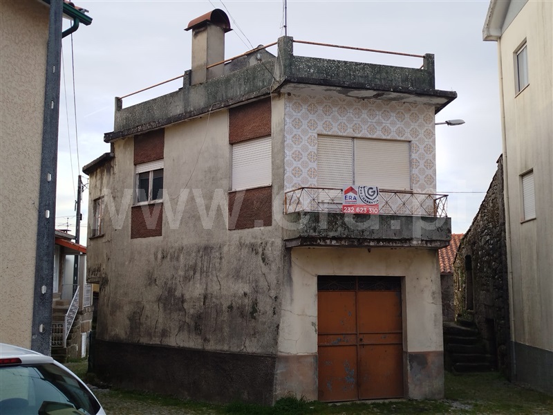 Moradia T3 / Mangualde, Tavares (Chãs, Várzea e Travanca)