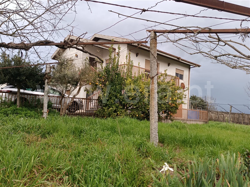 Moradia T3 / Marco de Canaveses, Vila Boa de Quires e Maureles
