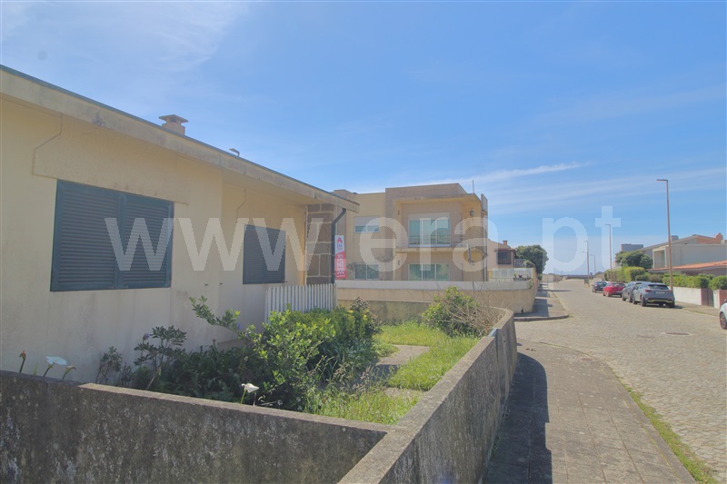 Moradia T3 com Jardim Vila do Conde, Mindelo - 1390629 - 9