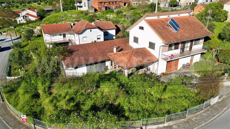 Moradia T4 com Quintal Carregal do Sal, Beijós - 1395235 - 11