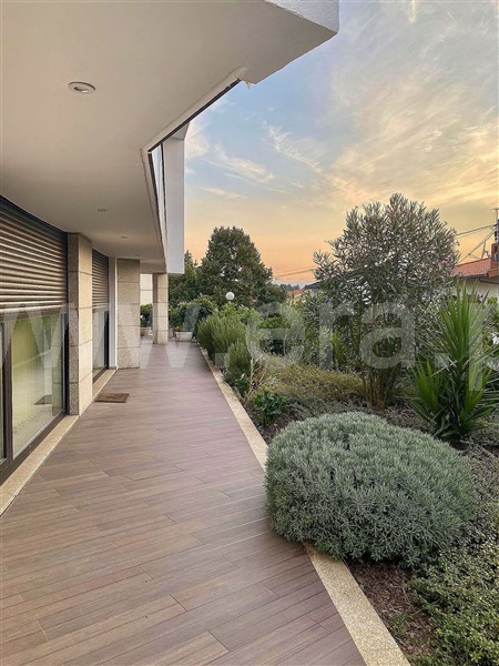 Moradia T5 / Vila Real, Vila Real (Nossa Senhora da Conceição, São Pedro e São Dinis)