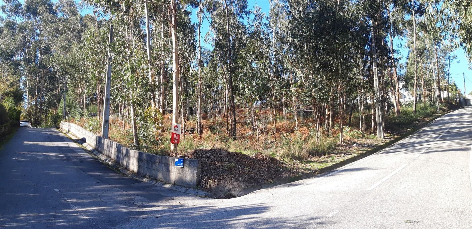 Land for sale in Fafe, Portugal — €51,500