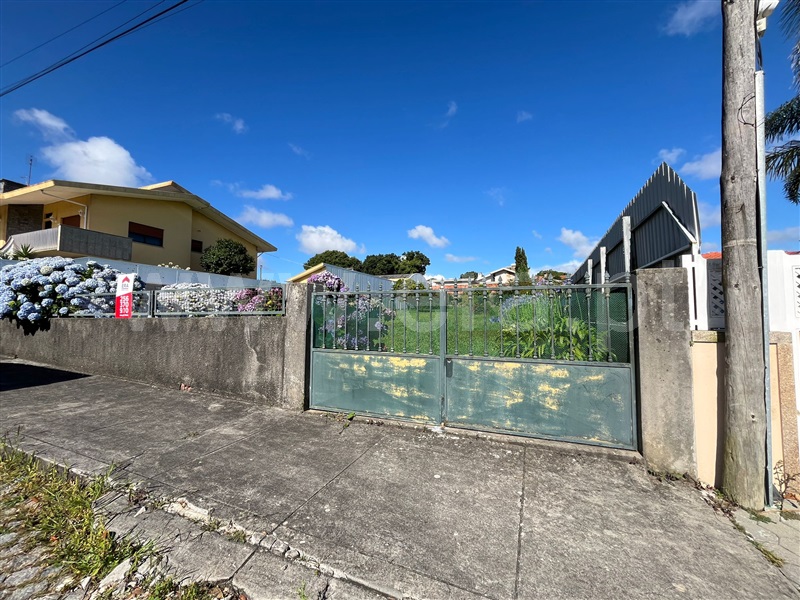 Terreno para Construção / Santa Maria da Feira, Paços de Brandão