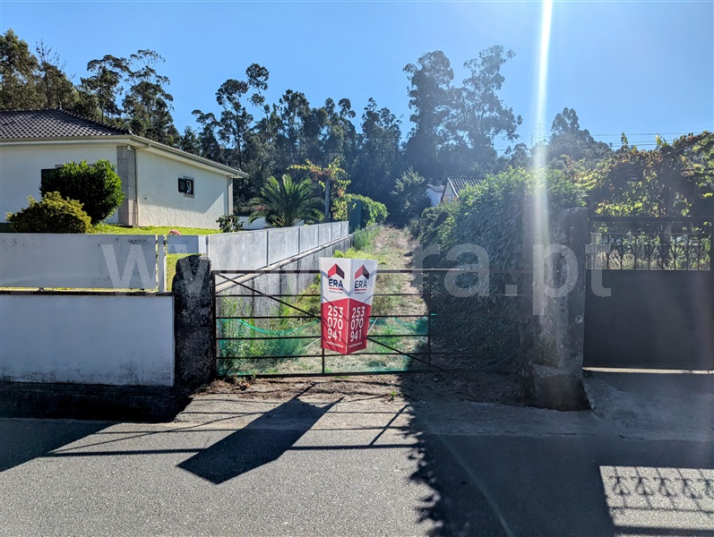 Terreno / Póvoa de Lanhoso, Verim, Friande e Ajude