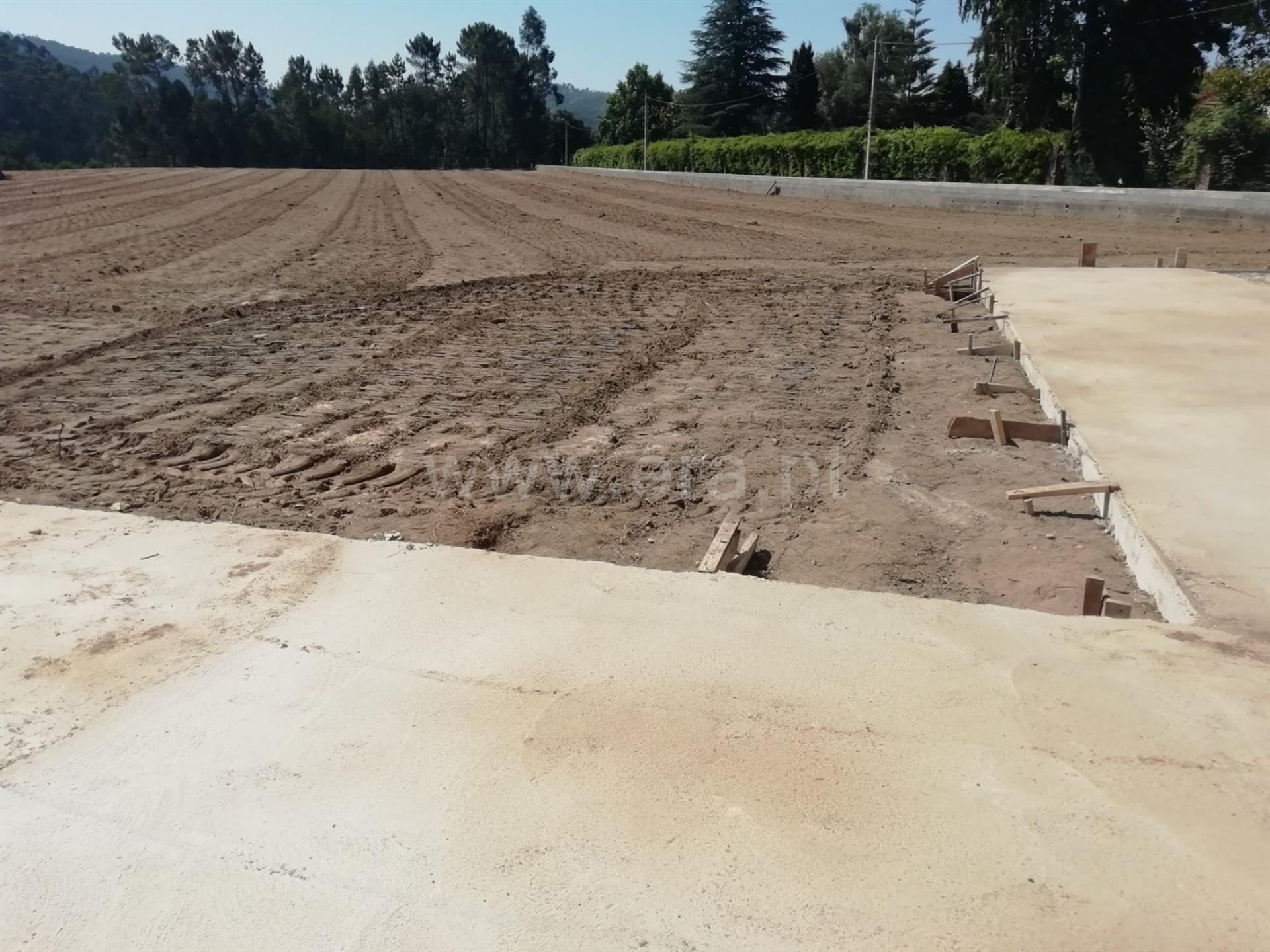 Land for sale in Santa Maria da Feira, Portugal — €140,000