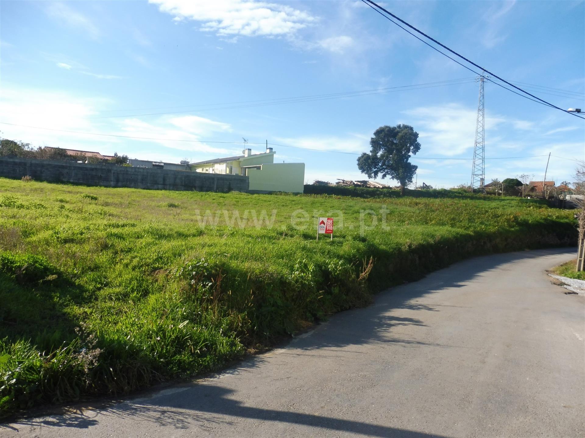 Land for sale in Santa Maria da Feira, Portugal — €85,000